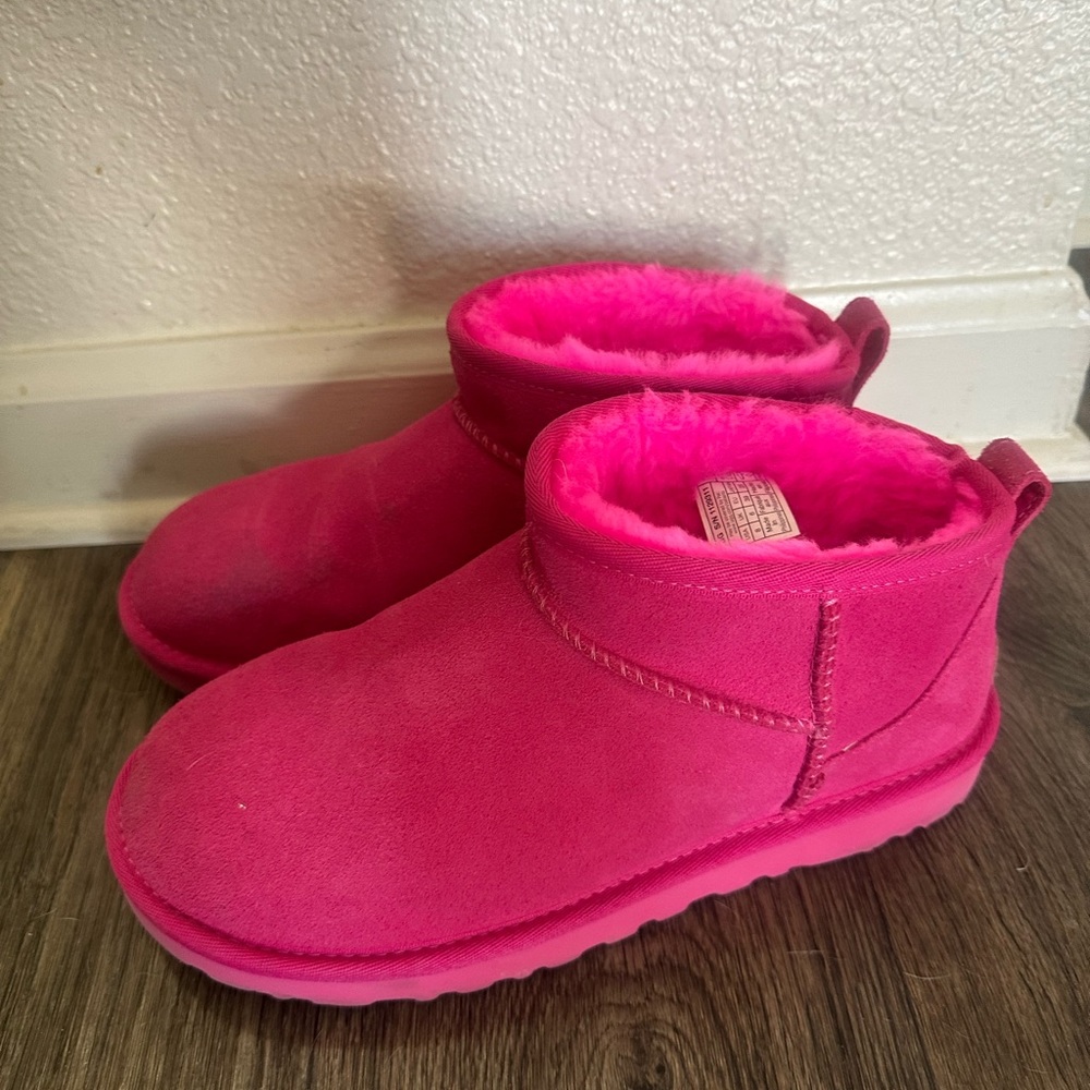 UGG Classic Ultra Mini Ankle Boots